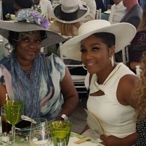Loretta Devine Instagram - A moment with friends at Tyler’s incredible gospel brunch. Is always wonderful. We rocking our hats . Amen. God’s got us.