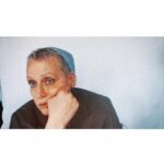 Lori Petty Instagram - - alone in the house, auditioning on that #iphone…quilt over the #lg flatscreen 😂 looks like #hollywood to me 😎😆🎉 #swipe #loveyall❤️