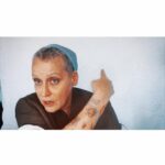 Lori Petty Instagram - - alone in the house, auditioning on that #iphone…quilt over the #lg flatscreen 😂 looks like #hollywood to me 😎😆🎉 #swipe #loveyall❤️