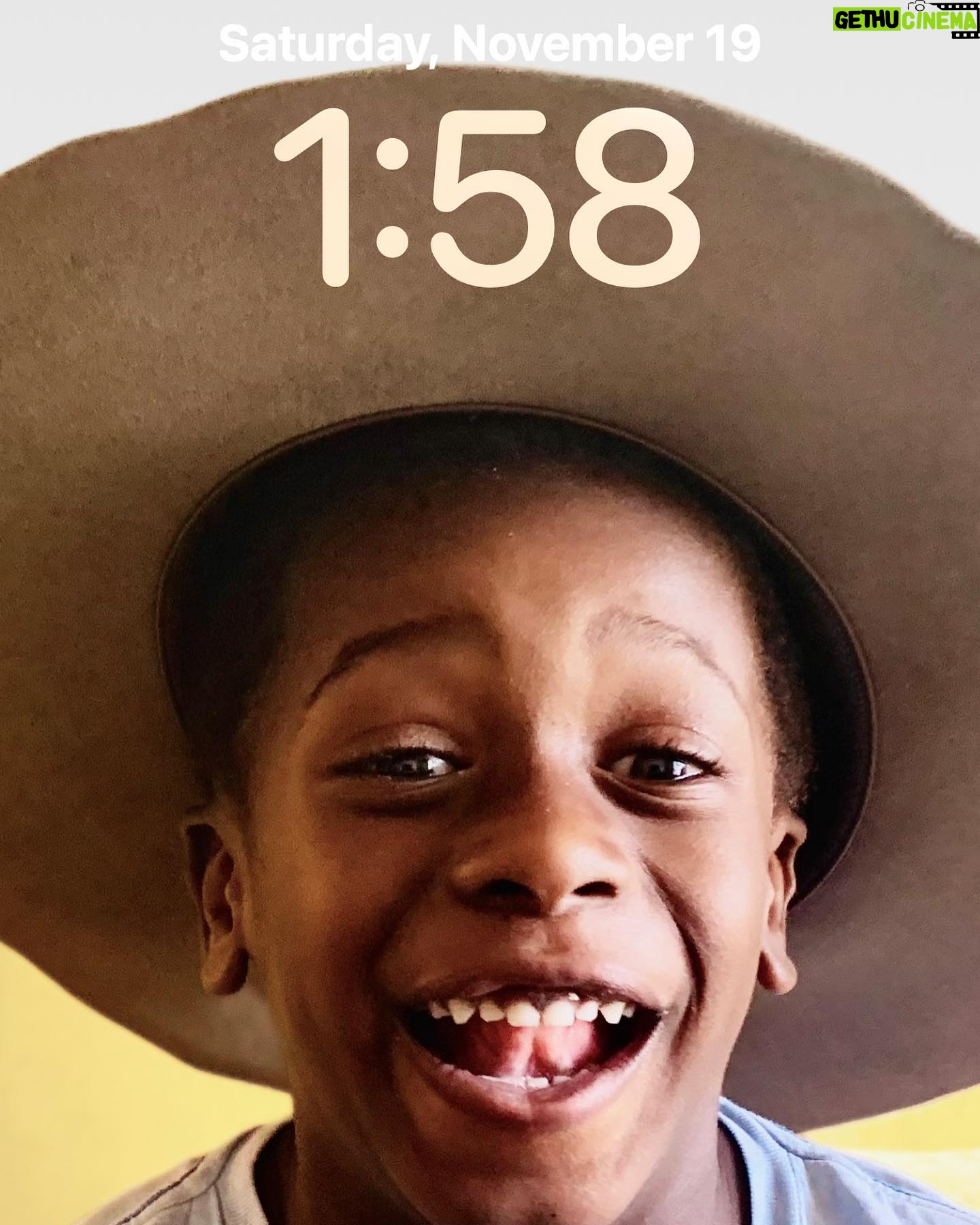 Lori Petty - 3 Likes - - the new iphone update picked 👑 Nephew Kingston as my screensaver 👍🏼👍🏾 I love you guys so much xx I am very well just doing other things but I will be back in a few days xx #loveyou