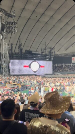 Lorna Tolentino Instagram - Taylor Swift Tokyo