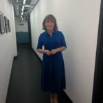 Lorraine Kelly Instagram - Todays dress from @hobbslondon - thanks @danniiwhitemanstylist @helenhandmakeup