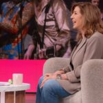 Lorraine Kelly Instagram - Find out the surprising way Suzi Ronson was able to create David Bowie’s Ziggy Stardust look 😍 #lorraine