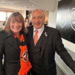 Lorraine Kelly Instagram - Was just talking about this legend last week with @mrrichardgadd star and writer of #babyreindeer - so good to see Maurice Malpas at #tannadice @dundeeunitedfc #legend