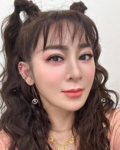 Actress Lotus Wang HD Instagram Photos and Wallpapers May 2024