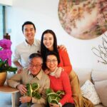 Louisa Mak Instagram – 珍惜逗利是的時光🫣
#恭喜發財 #利是逗來 #龍馬精神