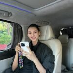 Louise Wong Instagram – Little moments 📸🐞❤️

#此人最近在努力燃燒生命和腦細胞
#喘息時間做的事都非常satisfy