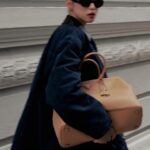 Louise Wong Instagram – 𝔊𝔢𝔱𝔱𝔦𝔫𝔤 𝔩𝔬𝔰𝔱 𝔦𝔫 𝔱𝔥𝔢 𝔠𝔦𝔱𝔶 
𝔴𝔦𝔱𝔥 𝔪𝔶 𝔊𝔞𝔩𝔩𝔢𝔯𝔦𝔞 𝔅𝔞𝔤 .🏙️🤍

@prada 
#PradaGalleria