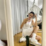 Louise Wong Instagram – Little moments 📸🐞❤️

#此人最近在努力燃燒生命和腦細胞
#喘息時間做的事都非常satisfy