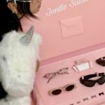 Louise Wong Instagram – 𝔗𝔥𝔞𝔫𝔨 𝔶𝔬𝔲💖🎀🦄 

@gentlemonster @jennierubyjane
#GENTLEMONSTER
#JENTLESALON #GENTLEMONSTERXJENNIE