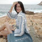 Louise Wong Instagram – Be your own sunshine☀️🌊🤍

@givenchy
#givenchyplage
#givenchyfamily