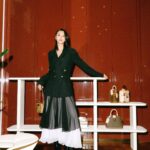 Louise Wong Instagram - Taking a stroll into the Art of Living. 🤍🌿 #LVSavoirRever #LVHongKong @louisvuitton