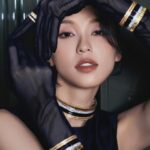 Louise Wong Instagram – 2nd look for HKFA🖤

感謝 @boucheron 和我的長期戰友梳化服團隊把我打扮得美美的🫶🏻

Jewellery from @boucheron 💎

Photos @klckin
Hair @kolen128 
Makeup @pinkyku 
Stylist @ansonlaucf1107 
Assistant @chungxd 
Dress @givenchy 

@hongkongfilmawards 
#第42屆香港電影金像獎