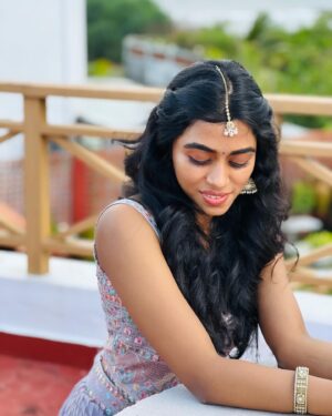 Lovelyn Chandrasekhar Instagram - 🩶 
.
.
.
. 
📸: @namritha.mv @katherinevaruna