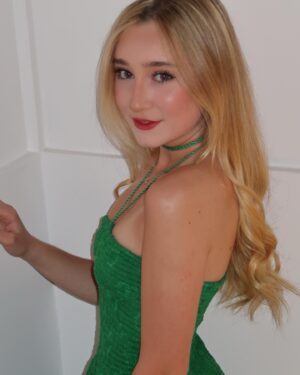 Luísa Gattai Instagram - 🧃@wanderlust__teen 🧃
In love com o vestido