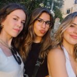 Lucía Gil Instagram - Está siendo un verano precioso aunque lo mejor, como siempre , es lo que no puedo subir 🤐 PD: El vídeo de la fiesta fue grabado en un pub irlandés a las 23:30 , que luego parecerá que siempre estoy de fiesta, sin ser yo nada de eso 👵🏼😂🤍