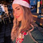 Lucía Gil Instagram - Día de cumple y navidad🎄☀️🧑🏼‍🎄