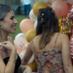 Lucía Gil Instagram - Hoy se estrena el capítulo de #LasInvisibles en el que tuve el honor de participar 💘 ¿Cómo acabará la fiesta? 😂 @skyshowtimees #skyshowtime