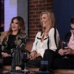 Lucía Méndez Instagram – De maravilla nos la estamos pasando en @montseyjoetv por @canalunicable pónganle que estamos en vivo ♥️♥️ @montserrat33 @yolandaamor @juanjoseorigel @shanikberman