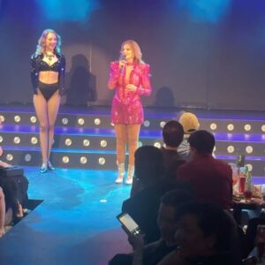 Lucía Méndez Instagram - Gracias a @rafaelinclan y @leticiaperdigon por venir a @vedetteshow 💕💕💕 #vedette #cabaret #show 💕💕💕