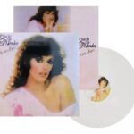 Lucía Méndez Instagram - Adquiere esta pieza de colección edición limitada vinyl blanco Solo una mujer @mixupteam 🤍🤍🤍 #luciamendez #mixup