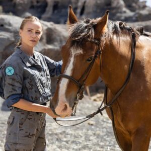 Lucía Guerrero Instagram - Cuenta atrás para el estreno de la 2a temporada de BIENVENIDOS A EDÉN 💣

Muchas ganas de que conozcáis a Danae…….!!
