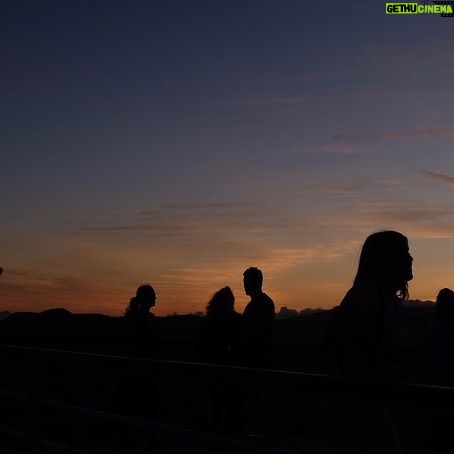 Lúcia Moniz - 475 Likes - #aindasobreopôrdosol #mesmoantesdasuperlua #stillaboutsunset #justbeforesupermoon #nofilterwhatsoever
#serradocumeilhaterceira #sunsetandfriends
