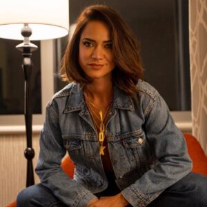 Luciana Faulhaber Instagram - WOW! I am so humbled and grateful that 100,000 people have been supporting and following my journey. THANK YOU!!! Your feedback, connection mean the world to me and have kept the light on 💡in my 💗 when it gets dark. Together we are stronger. 
*
*
*
UAU! Me sinto humilde e grata que 100.000 pessoas estão apoiando e seguindo minha jornada. OBRIGADA!!! Seus comentários e conexão significam o mundo para mim e mantiveram a luz acesa 💡no meu 💗 quando escureceu. Juntos somos mais fortes. 
*
*
*
¡GUAU! Estoy tan honrada y agradecida de que 100,000 personas hayan estado apoyando y siguiendo mi trabajo. ¡¡¡GRACIAS!!! Sus comentarios y conexión significan mucho para mí y han mantenido la luz encendida en mi 💗 cuando oscurece. Juntos somos fuertes.

📸: @benfmeredith 
💄: @quynemariah 

#100k #grateful #celebration #positivevibes #support #humbled #honored #lights #latina #hispanicheritagemonth