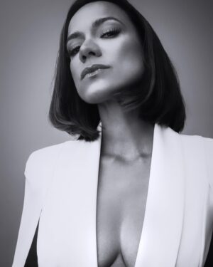 Luciana Faulhaber Instagram - POWER 💥

This shot always reminds me of the power that lies beneath. Thank you to the incredible @joshtelles for these incredible shots. So much gratitude for the amazing people in my life who believe in me and keep helping me get a spot in the sun. 🙏🏽❤️

#gratitude #partners #friends #work #meaningful #love #keepgoing