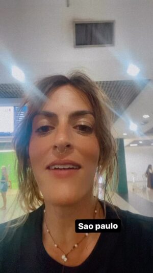 Luciana Paes Instagram - Voltei. #saopaulo