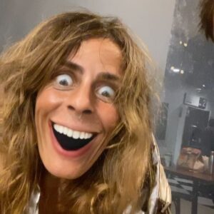 Luciana Paes Instagram - Arraste para o lado! #ohmeudeux 

Eu e @lucianapaesviva esperando para ver um filme! Kkk

Qual video gostou mais?

#humor #comedia #filtro