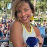 Luciana Abreu Instagram - Mudar pode ser complicado mas acomodarmo-nos é estagnar. O impossível não é um facto, é uma opinião. Não deixes que ninguém limite o teu horizonte. Acredita no teu tamanho e dissipa toda a tua insegurança na temporalidade. Foca-te nos teus objetivos e abraça-te: a ti e à vida 🎈♥️🥳 OBRIGADA Sesimbra , fui feliz aqui. 🙏🏼