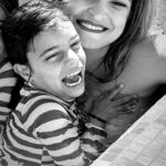 Luciana Abreu Instagram - Mais importante do que nos mantermos vivos, é mantermo-nos humanos. Aos olhos dos meus tesouros, não falta abundância em amor. “Eu nunca perco. Ou ganho ou aprendo.” Nelson Mandela