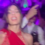 Luciana Sismondi Instagram - Qué privilegio poder haber compartido este día único e irrepetible con mi hermano de corazón y su ahora esposa!! Un día feliz, lleno de mucho baile, buena vibra y sobre todo, mucho amor. ¡Qué este amor tan bonito dure para siempre! @rafabeltranr @rebenaderl 🫶🏼♥️ Vestidazo de @danielperezmexico y maquillaje de @mua_jchaparro