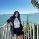 Luciana Sismondi Instagram - Mi combo para un look vestidor pero cómodo en Miami con @stradivarius . ¿Les gusta?