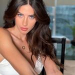Luciana Sismondi Instagram - Quiérete mucho, muchísimo 💕! Beauty look: @ellioot13
