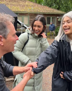 Luciane Buchanan Instagram - Ah shet! #TheNightAgent is #1 on @netflix! 🤯 Thanks for watching 👊🏽

Big congrats to our amazing Vancouver crew who busted their asses everyday in the craziest conditions and put up with my crazy antics for 6 months, you know who you are and I appreciate you all so much. ❤️