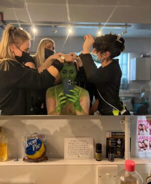 Lucie Jones Instagram - Happy World Theatre Day ⭐️ have fun and play!