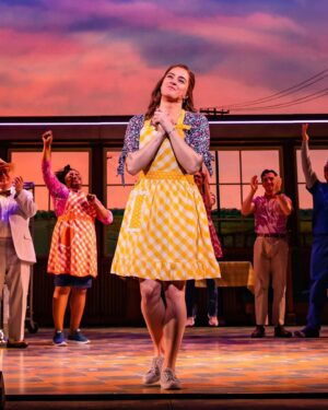 Lucie Jones Instagram - Happy happy happy world theatre day 🥧 🎭