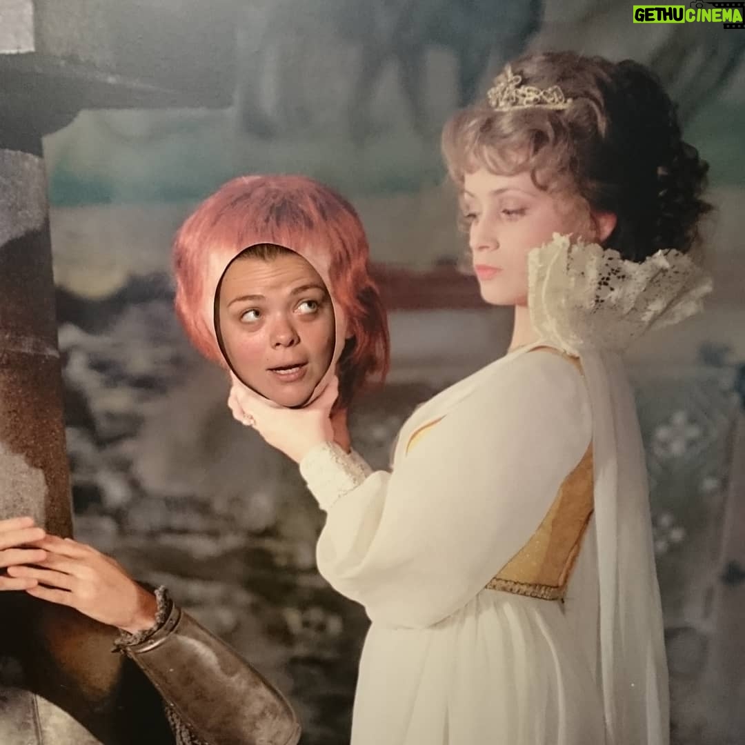Lucie Polišenská - 7.8K Likes - Vždycky jsem měla sen zahrát si v Arabele. 😂😂 Tak aspoň takhle jsem si ho splnila.