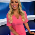 Lucie Borhyová Instagram – Dnes po delší době Televizní noviny s mojí milou @evaceralova.muah🌹💖 Děkuji… #photo #best #muah #my #work #studio #tv #news #televizninoviny #tvnova