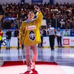 Lucie Šafářová Instagram - @tomasplekanec #rozlucka @rytirikladno #newchapter 🤩🤩🥳🥰🏒🥅 Foto: @roman_mares_