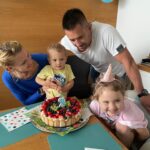 Lucie Šafářová Instagram - #2 roky plné radosti s tebou! Všechno nejlepší Oliverku! 🥳🎂❤️ Ať jsi pořád takové naše sluníčko! #oslava #2 #Oliver Happy birthday to our little boy! 🥳🎂❤️ #Oliver #2 #birthday