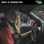Lucie Šafářová Instagram - Šafi a Porsche!😎 Naše milá expertka Lucie Šafářová na nedávném Porsche Open ve Stuttgartu vzorně plnila svou roli v živých studiích CANAL Sport a ve volné chvíli navíc svezla kameramana Michala Fencla ve sponzorském voze.🛞