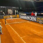 Lucie Šafářová Instagram - Jak se vám líbí live studio Match Point s @canalplussportczsk ? My si to tam užili moc! Stuttgart je prostě parádní turnaj po všech stránkách! No a s Beth je vždy akce a sranda! @matteksands thank u for inspiring Lea not only in tennis but especially fasnion! 🤩Uncle @sandsjustin is new fav and it was great to catch up with everyone! Stuttgart is one of the best tournaments on tour! #thankyou