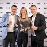 Lucie Šafářová Instagram - Je pokřtěná. 🤩 doufám, že se vám bude číst tak pěkně, jak se mě dávala dohromady s celý týmem @bezfrazi ! #6 #křest #kniha #plna #pribehu #dekuji #booklaunch #party @tomasplekanec