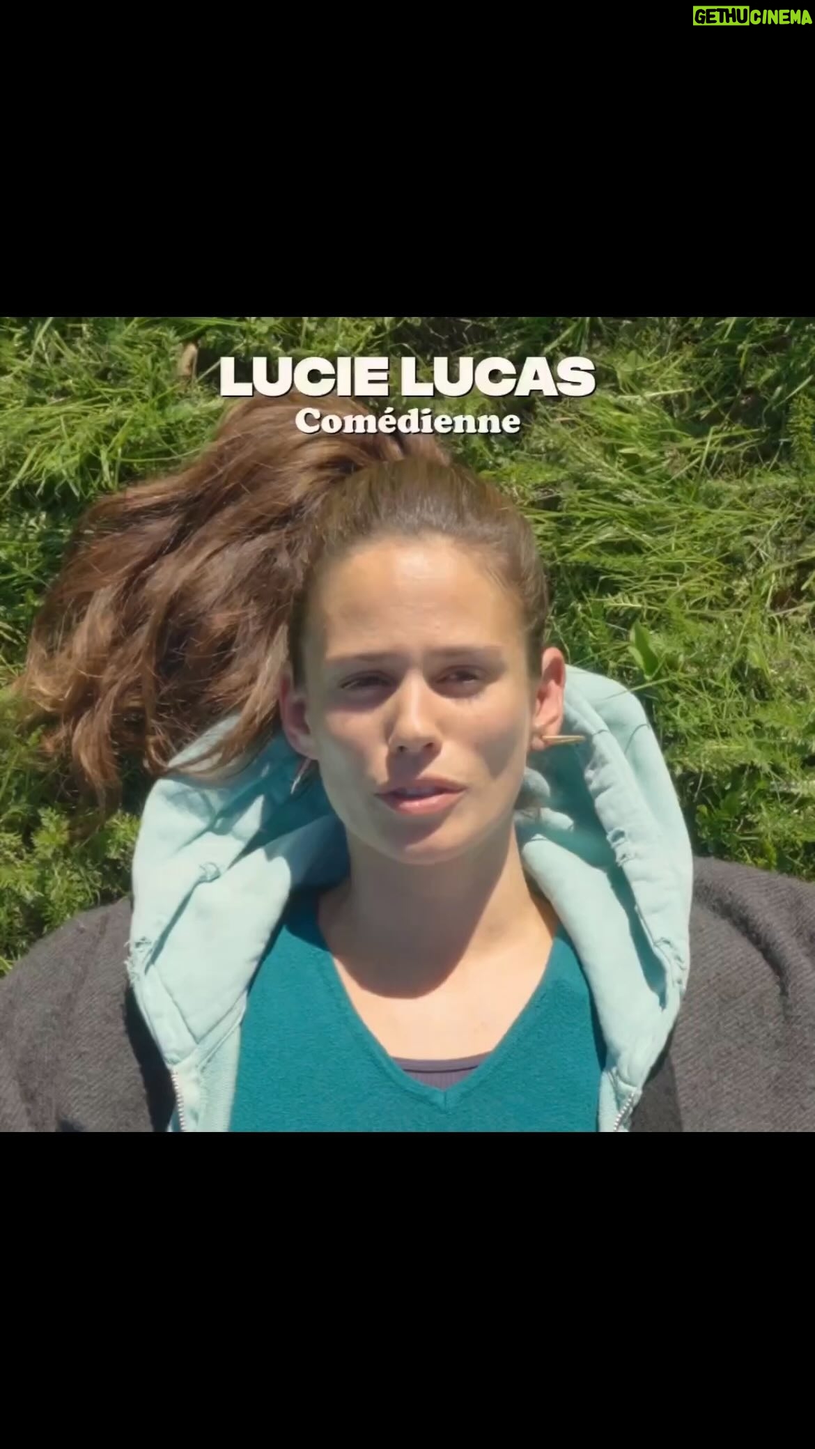 Lucie Lucas Instagram - Les copeines 👋 Je suis très heureuse et honorée de faire partie de la nouvelle campagne #TuFlippes lancée aujourd’hui par @onestpret 🤗 Face aux dérèglements écologiques l’avenir te fait flipper ? Tu n’es pas seul.e, on est des millions. C’est normal d’avoir peur face à la gravité de la situation, l’inaction des dirigeants et la répression de celles et ceux qui agissent. On est nombreux.ses à prendre conscience des enjeux climatiques et de biodiversité. Et face à ça, nos émotions sont nombreuses... et pas touiours très joyeuses. Viens, on transforme ces émotions en actions et ensemble, on devient une force immense 🫶❤️ C’est en créant de l’élan collectivement qu’on peut changer les choses ! Inscris-toi à au programme « Tu flippes » de @onestpret pour prendre soin de toi et prendre soin du monde pendant 14 jours ! # C’est gratuit et ouvert à tous.tes 👉🏼 https://bit.ly/tu-flippes