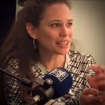 Lucie Lucas Instagram - L’actrice Lucie Lucas est l’invitée cette semaine dans le podcast @theimpactstory 🎙️ Vous la connaissez sûrement pour son rôle dans la série Clem ou pour son engagement écologique, qui n’a pas toujours été simple… Dans cet épisode d’Impact Story, on revient sur le parcours de Lucie, de son enfance, du métier d’actrice, de sa manière d’utiliser le cinéma et son influence pour parler d’écologie, et plein d’autres sujets. Le lien de l’épisode est disponible en bio sur les profil de @theimpactstory et de @lucie_lucas_comedienne , ainsi que sur toutes les plateformes d’écoutes 🎧 Cet épisode a été enregistré le 18 décembre dernier