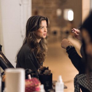 Lucie Rhéaume Instagram - Souvenirs de notre dernier défilé alors qu’on travaille comme des petites fourmies à organiser notre PROCHAIN défilé, qui aura lieu en soirée, le 2 mai prochain, à Montréal!🥹

Cette saison, @girlcrushgang et @lilunderwear.shop s’unissent  pour vous présenter un défilé 100% local, mettant en scène nos collections SS24. C’est une opportunité de voir nos dernières créations en primeur, mais aussi de magasiner des nouveautés avant même leur sortie officielle. Joignez-vous à nous pour la parfaite soirée de girls mémorable - cocktails, magasinage, rencontres et mode….Can it get any better? I don’t think so.🦋Places limitéee, billets disponibles via le site web de Girl Crush.💌

📸: @fredcl