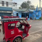 Lucie Rhéaume Instagram - Carousel représentant parfaitement une journée typique ici aux Philippines: (1-2. Photos au fameux Secret Lagoon de El Nido.) 3. Prendre le tricycle pour se rendre au mini port local.🛺 4. Sauter sur le bateau pour l’expédition de la journée (soit du « island hopping » ou de la plongée sous-marine).🤿 5. Apprécier la beauté époustouflante des lieux.🦋 6. Déguster un festin typiquement philippino digne de rois.🍽️ 7. Tomber en amour un peu plus avec l’endroit à chaque coucher de soleil.🌅 8. Dress up pour mes dates night quotidiennes avec l’amoureux.💌 9. Regarder (et parfois prendre au part) aux parties de basket (aka le sport le plus populaire du coin!)🏀 10. Apprécier l’énergie ennivrante du nightlife de El Nido.🍻g